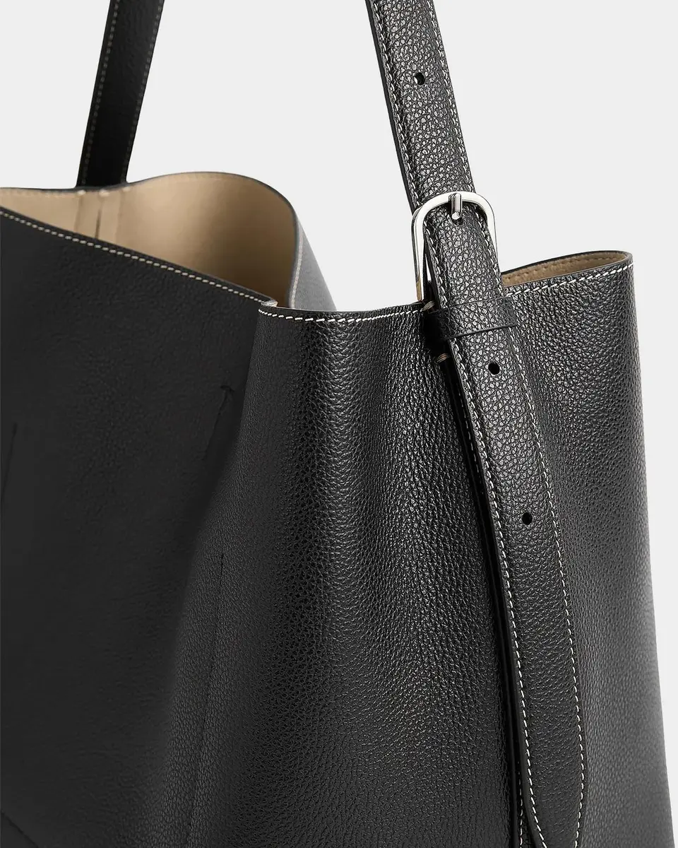 TOTEME Medium Belted Grain Leather Tote | Thumbnail 4 TOTEME Medium Belted Grain Leather Tote | Thumbnail 4