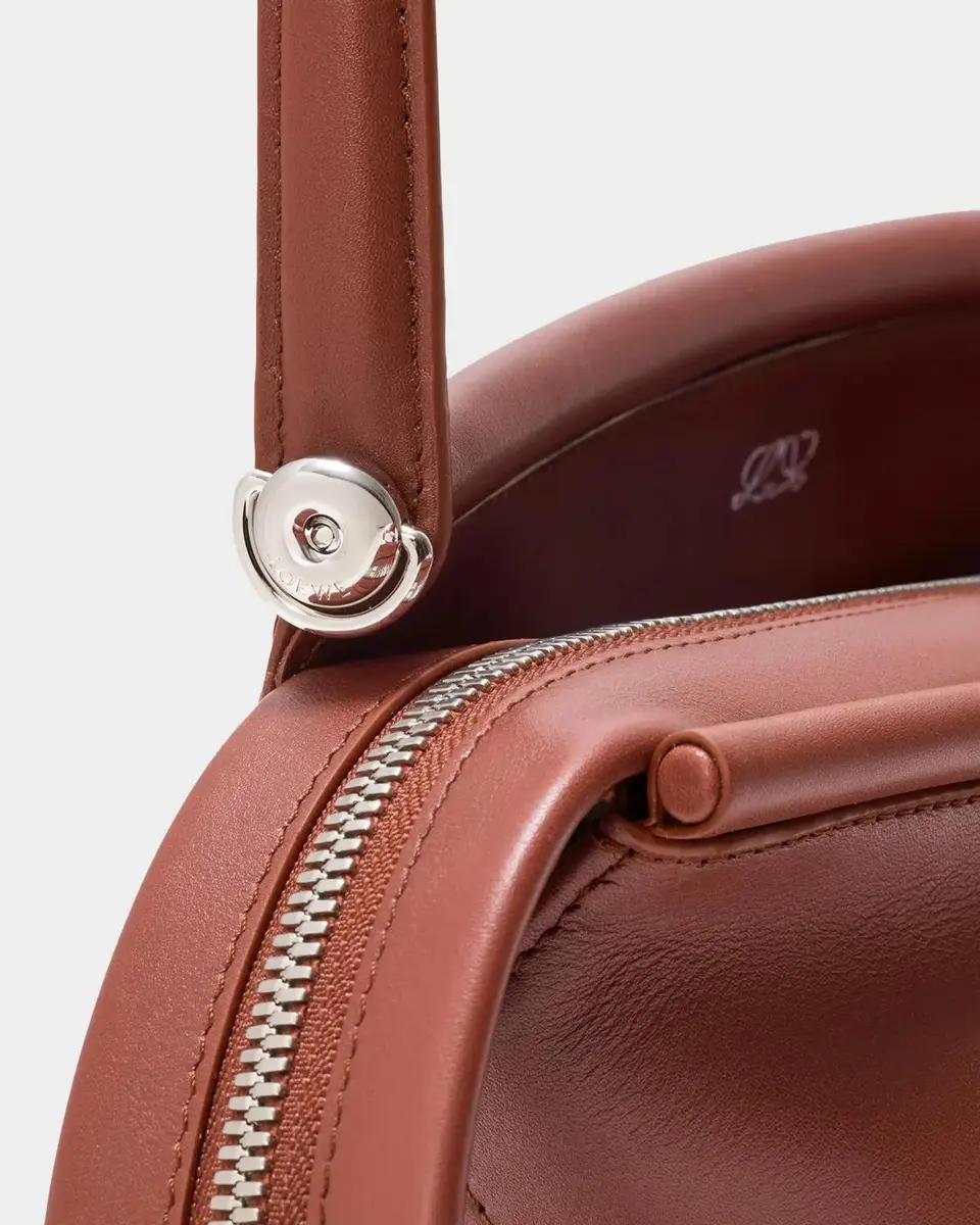 Loewe Whisker Small Leather Shoulder Bag | Thumbnail 8 Loewe Whisker Small Leather Shoulder Bag | Thumbnail 8