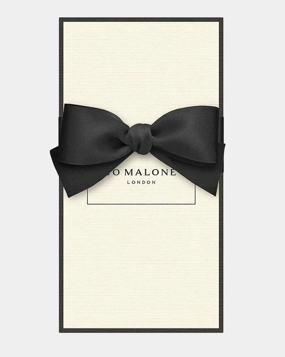 Jo Malone London Pomegranate Noir Body & Hand Wash | Thumbnail 3 Jo Malone London Pomegranate Noir Body & Hand Wash | Thumbnail 3
