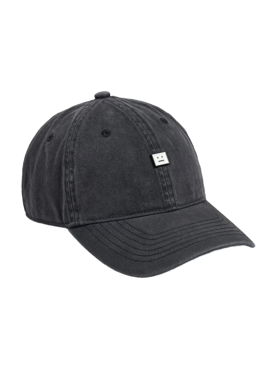 Face Stud Hat