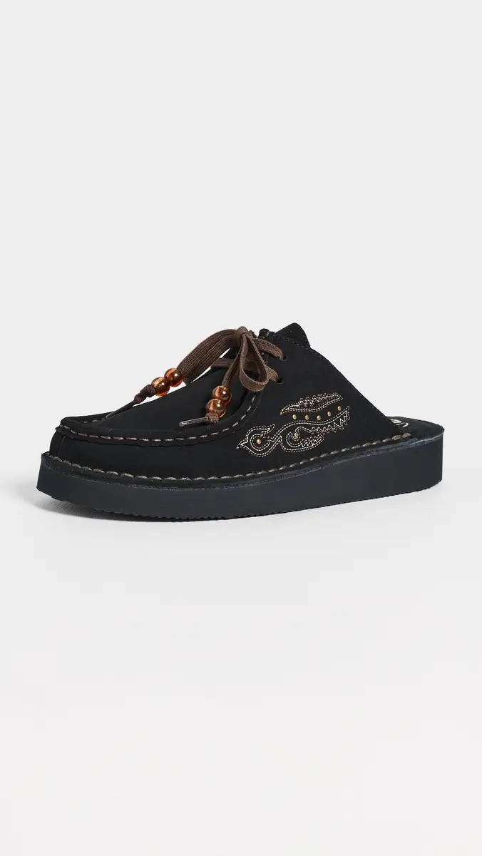 Clarks Nomad Mules | Thumbnail 2 Clarks Nomad Mules | Thumbnail 2