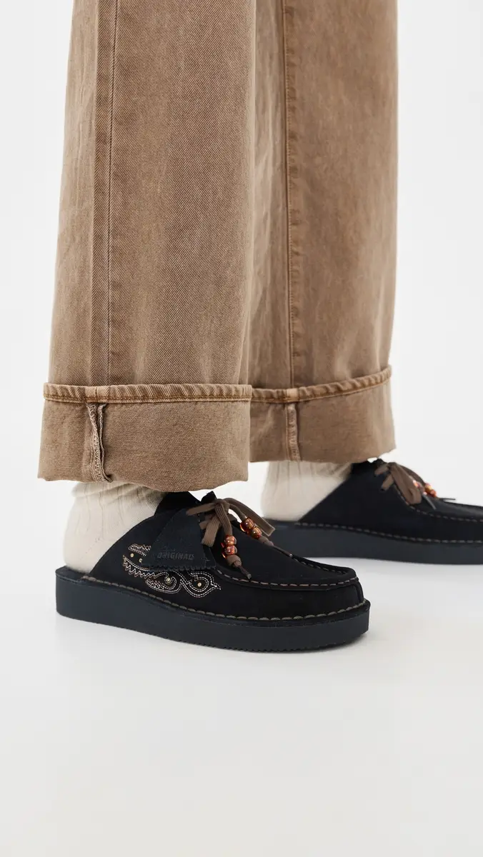 Clarks Nomad Mules | Thumbnail 3 Clarks Nomad Mules | Thumbnail 3