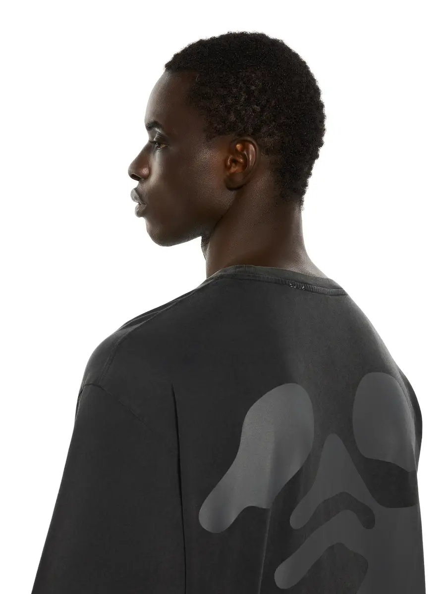 Off-White Swimming Face Skate T-Shirt | Thumbnail 5 Off-White Swimming Face Skate T-Shirt | Thumbnail 5
