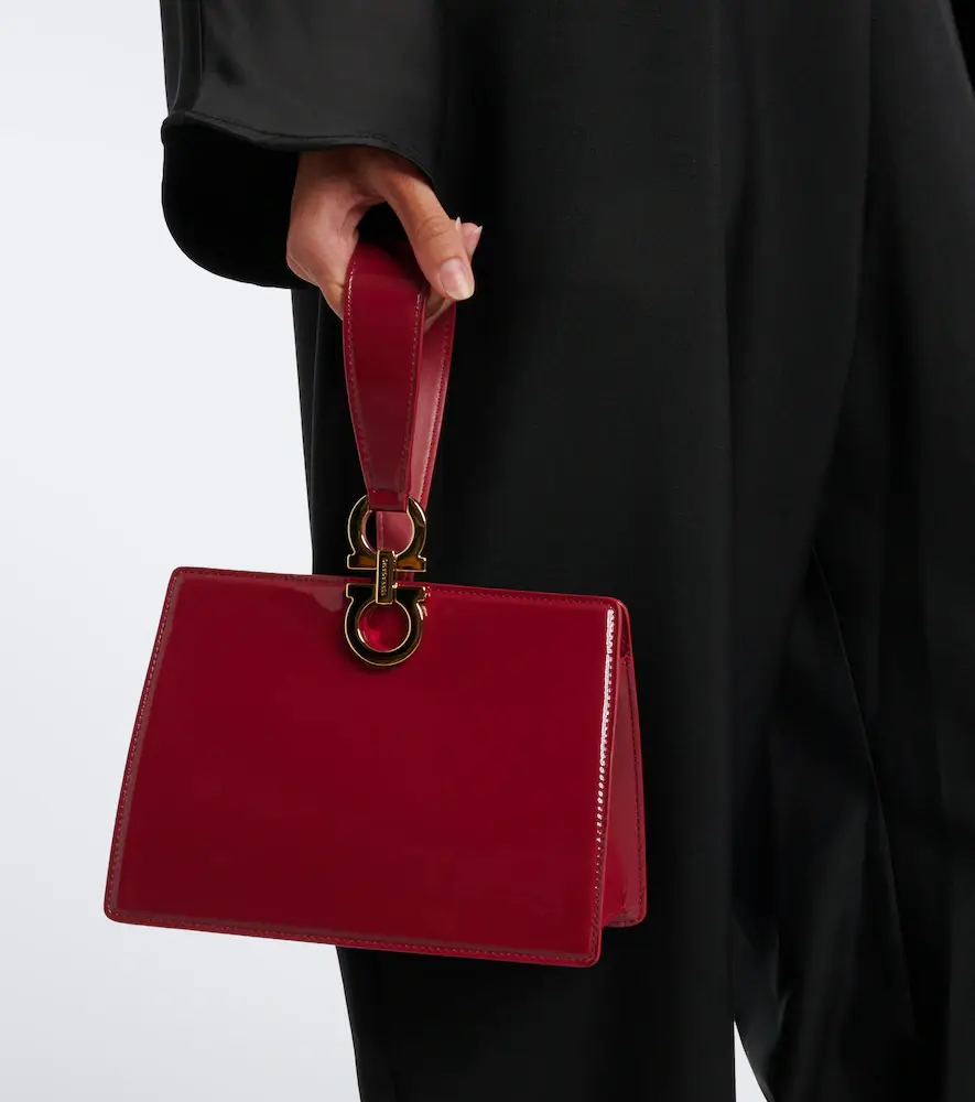 Ferragamo Gancini Small patent leather clutch | Thumbnail 6 Ferragamo Gancini Small patent leather clutch | Thumbnail 6