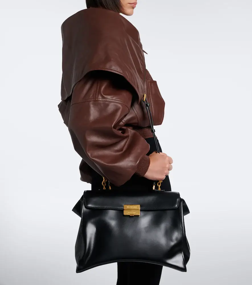 Balenciaga Hourglass Avenue Medium leather top-handle bag | Thumbnail 6 Balenciaga Hourglass Avenue Medium leather top-handle bag | Thumbnail 6