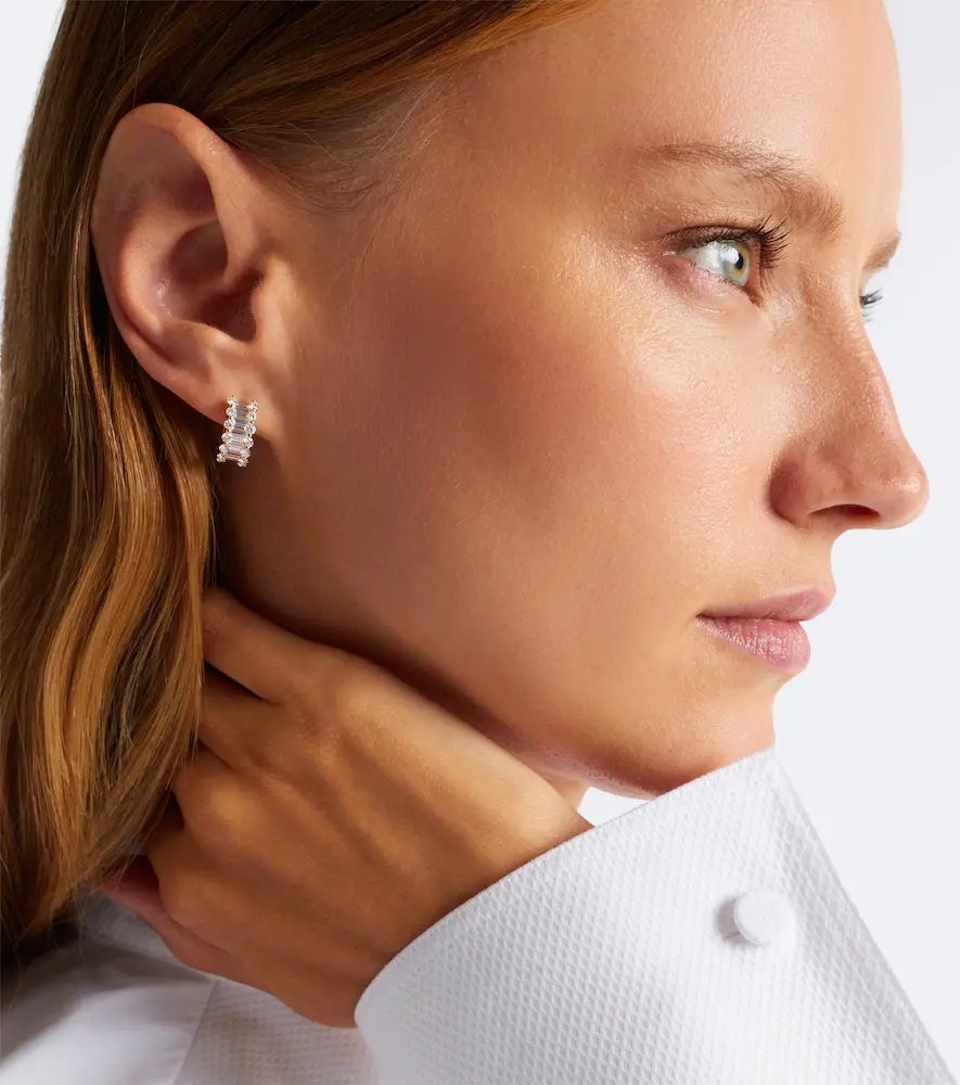 Bucherer Fine Jewellery Baguette Love 18kt gold hoop earrings with diamonds | Thumbnail 3 Bucherer Fine Jewellery Baguette Love 18kt gold hoop earrings with diamonds | Thumbnail 3