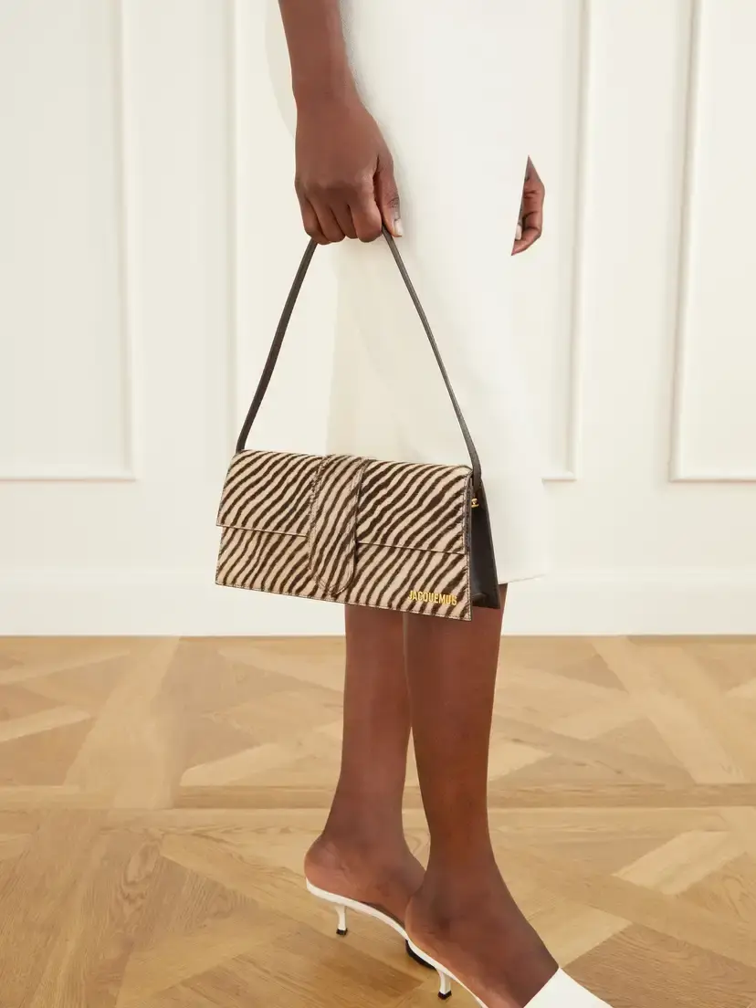 Jacquemus Le Bambino Animal-print Calf Hair Shoulder Bag | Thumbnail 5 Jacquemus Le Bambino Animal-print Calf Hair Shoulder Bag | Thumbnail 5