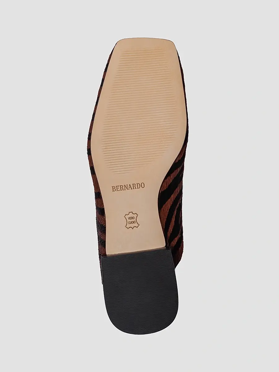 Bernardo Women's Porto Flat Mules | Thumbnail 4 Bernardo Women's Porto Flat Mules | Thumbnail 4
