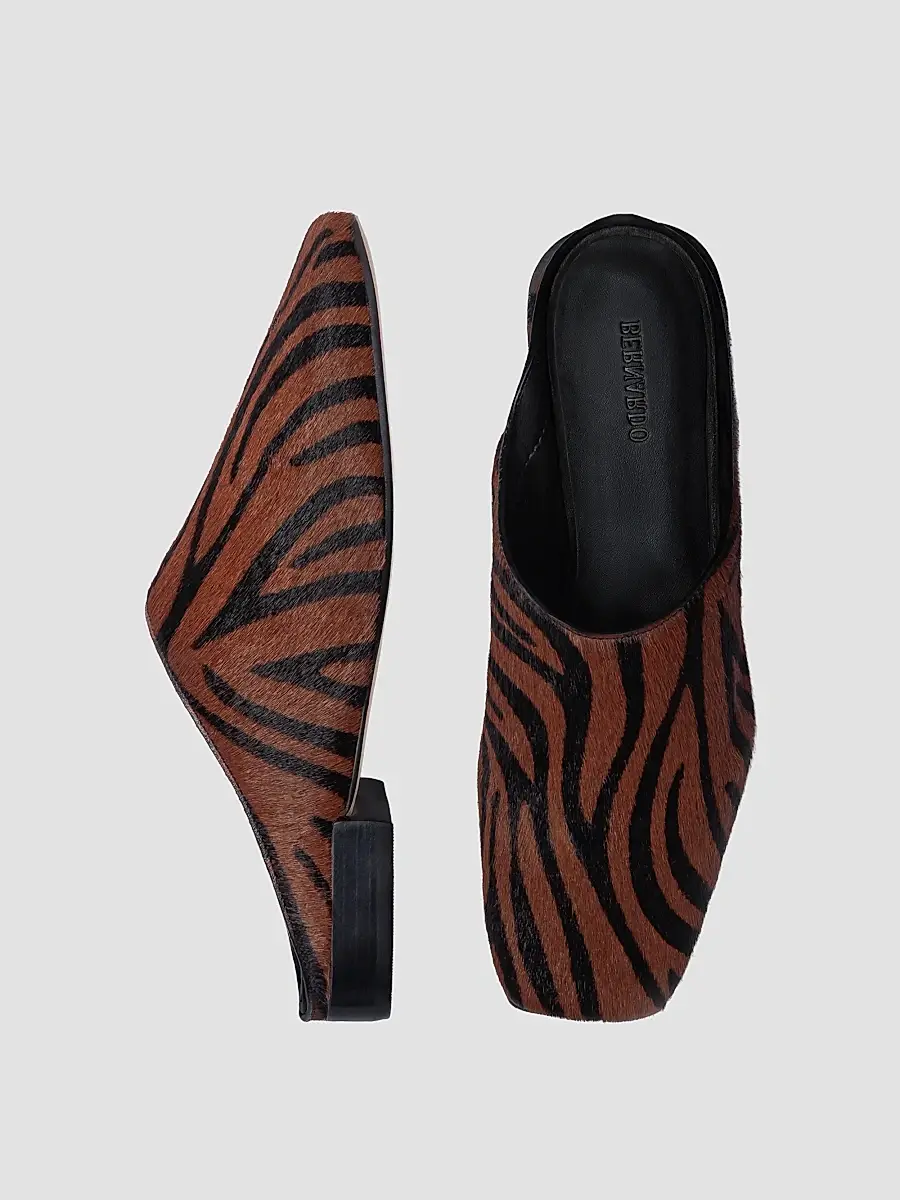 Bernardo Women's Porto Flat Mules | Thumbnail 5 Bernardo Women's Porto Flat Mules | Thumbnail 5