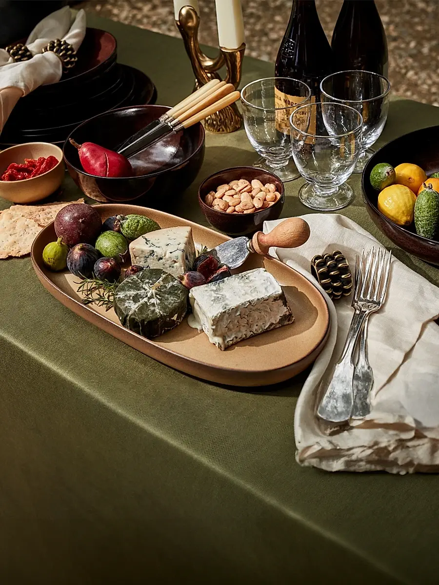 L'Objet Terra Iron Oval Small Platter | Thumbnail 7 L'Objet Terra Iron Oval Small Platter | Thumbnail 7