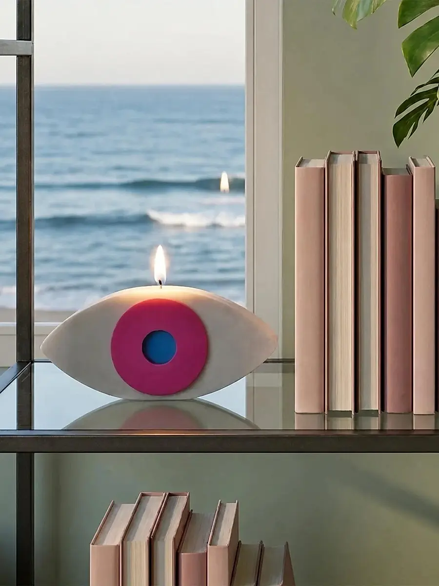 Davie Ocho Candle Co. Eyes Without A Face Candle | Thumbnail 4
