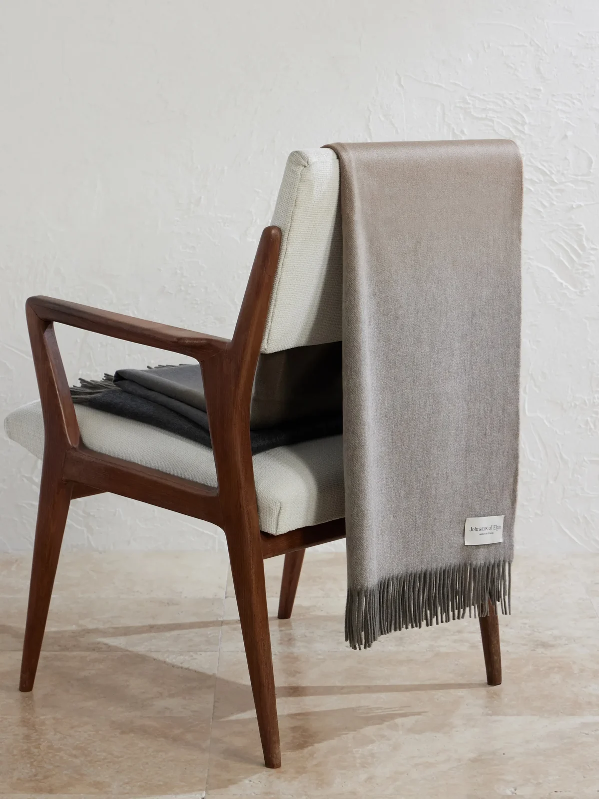Johnstons of Elgin Umbra Cashmere Throw - Men