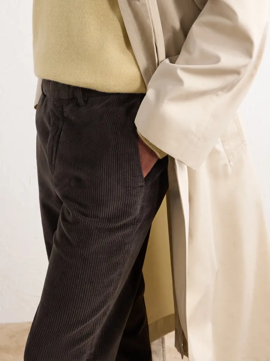 Thom Sweeney Straight-Leg Cotton-Blend Corduroy Chinos - Men | Thumbnail 5