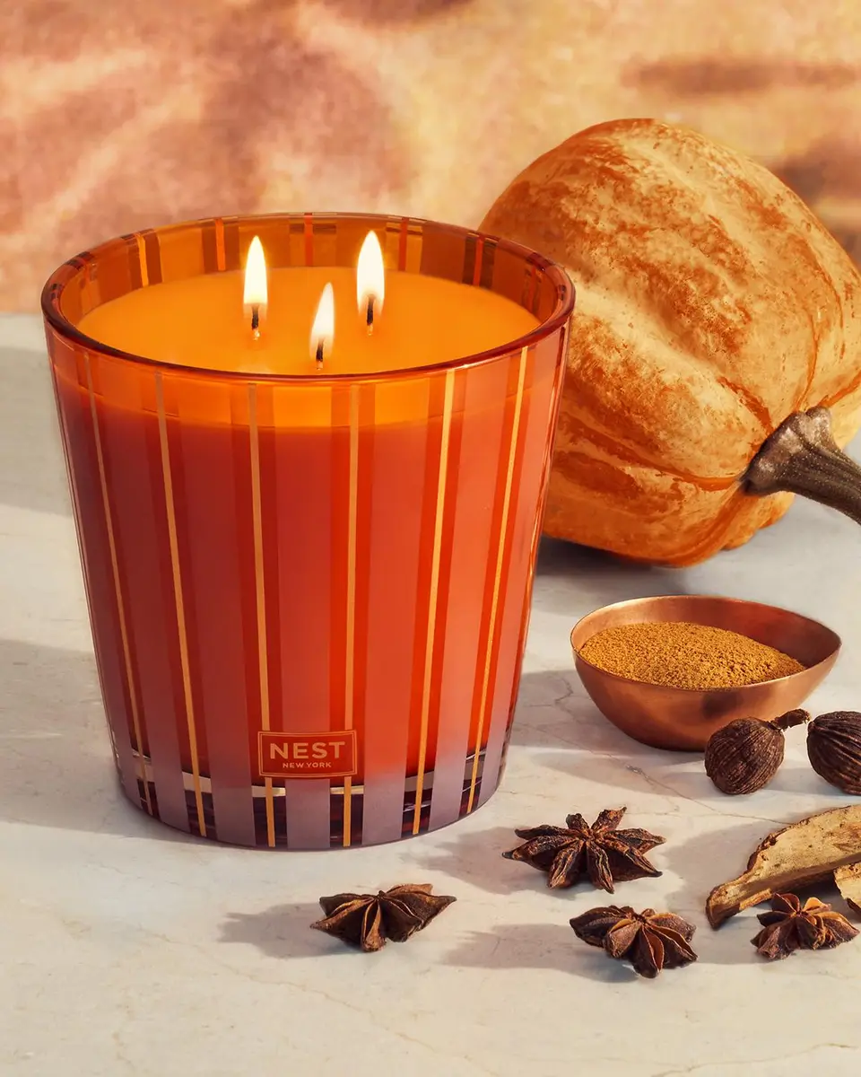 NEST New York Pumpkin Chai 3 Wick Candle, 21.2 oz./ 600 g | Thumbnail 3