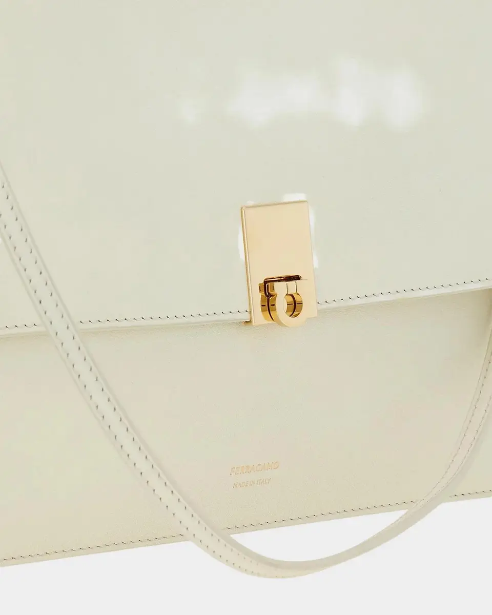 Ferragamo Cara Medium Leather Shoulder Bag | Thumbnail 6 Ferragamo Cara Medium Leather Shoulder Bag | Thumbnail 6