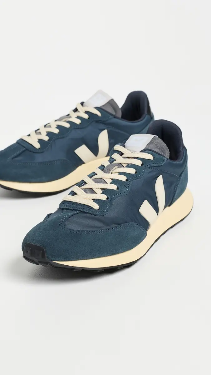 Veja Rio Branco II Lite Sneakers | Thumbnail 4