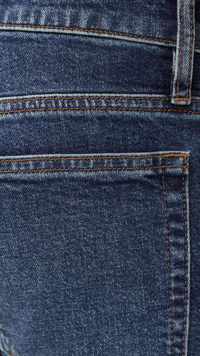 Frame Modern Straight Jeans | Thumbnail 6