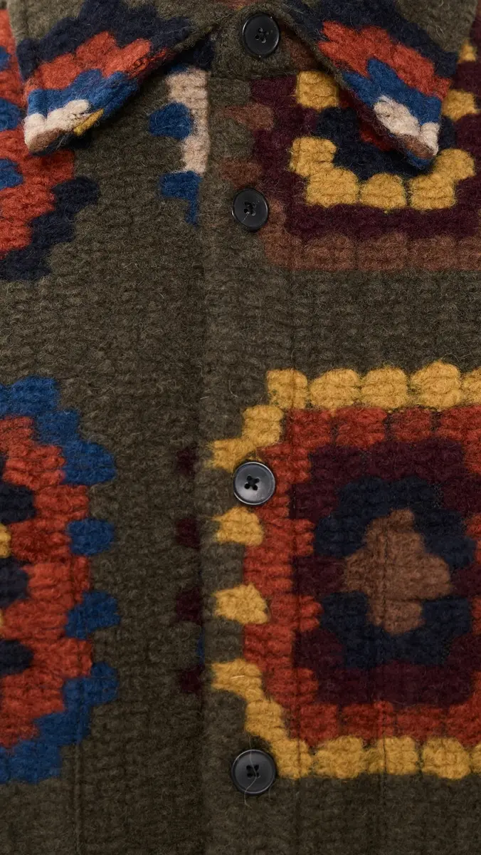 Portuguese Flannel Grandma's Quilt Shacket | Thumbnail 6 Portuguese Flannel Grandma's Quilt Shacket | Thumbnail 6