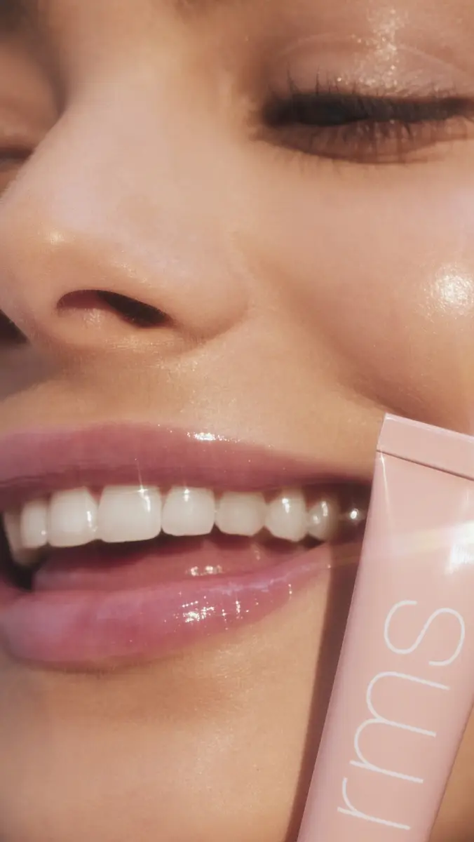 RMS Beauty The Line & Shine Kit Go Nude | Thumbnail 5 RMS Beauty The Line & Shine Kit Go Nude | Thumbnail 5