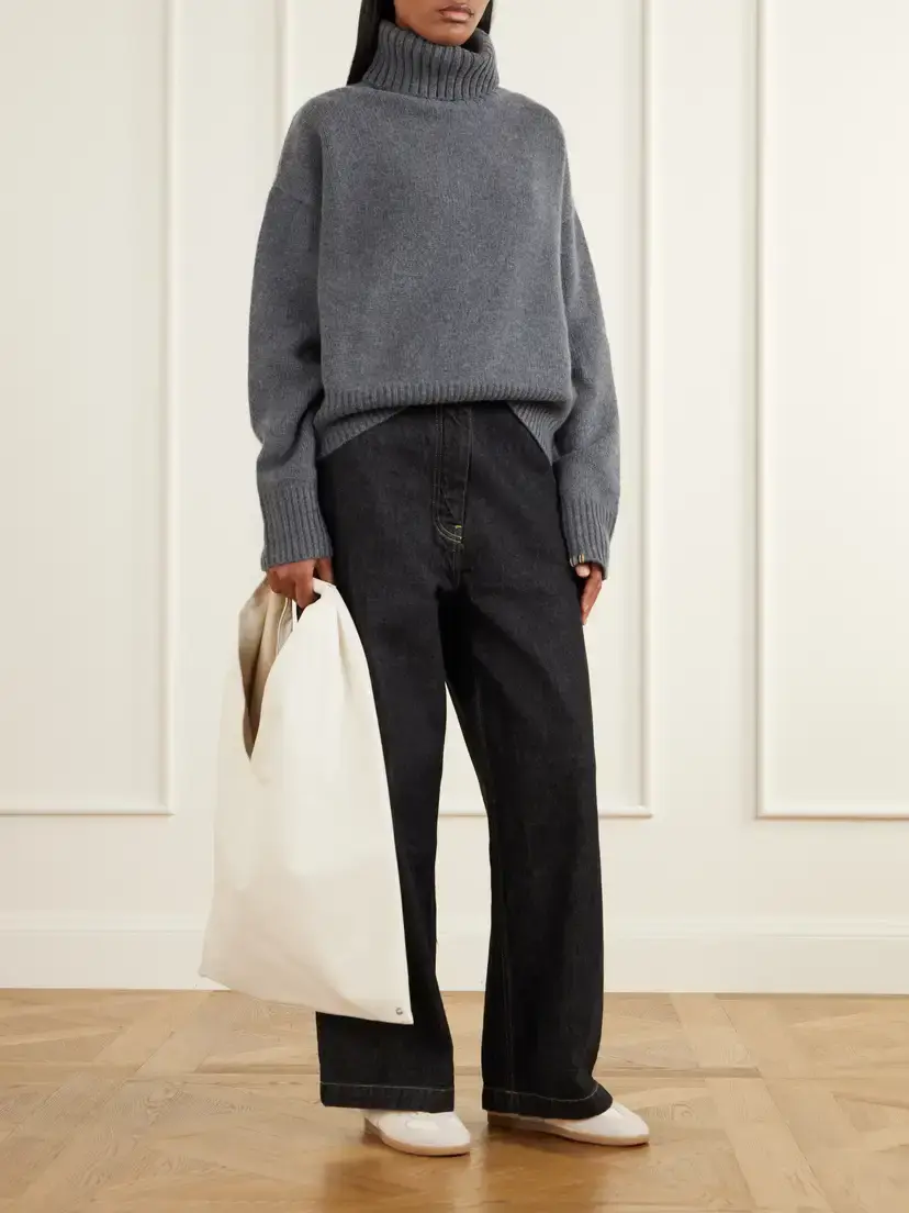 Extreme Cashmere Crop Xtra Cashmere Turtleneck | Thumbnail 2 Extreme Cashmere Crop Xtra Cashmere Turtleneck | Thumbnail 2