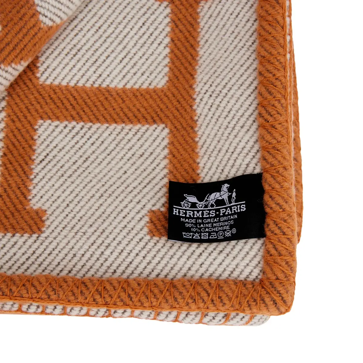 HERMÈS Hermes "Classic Avalon" Ecru and Potiron Blanket | Thumbnail 3 HERMÈS Hermes "Classic Avalon" Ecru and Potiron Blanket | Thumbnail 3