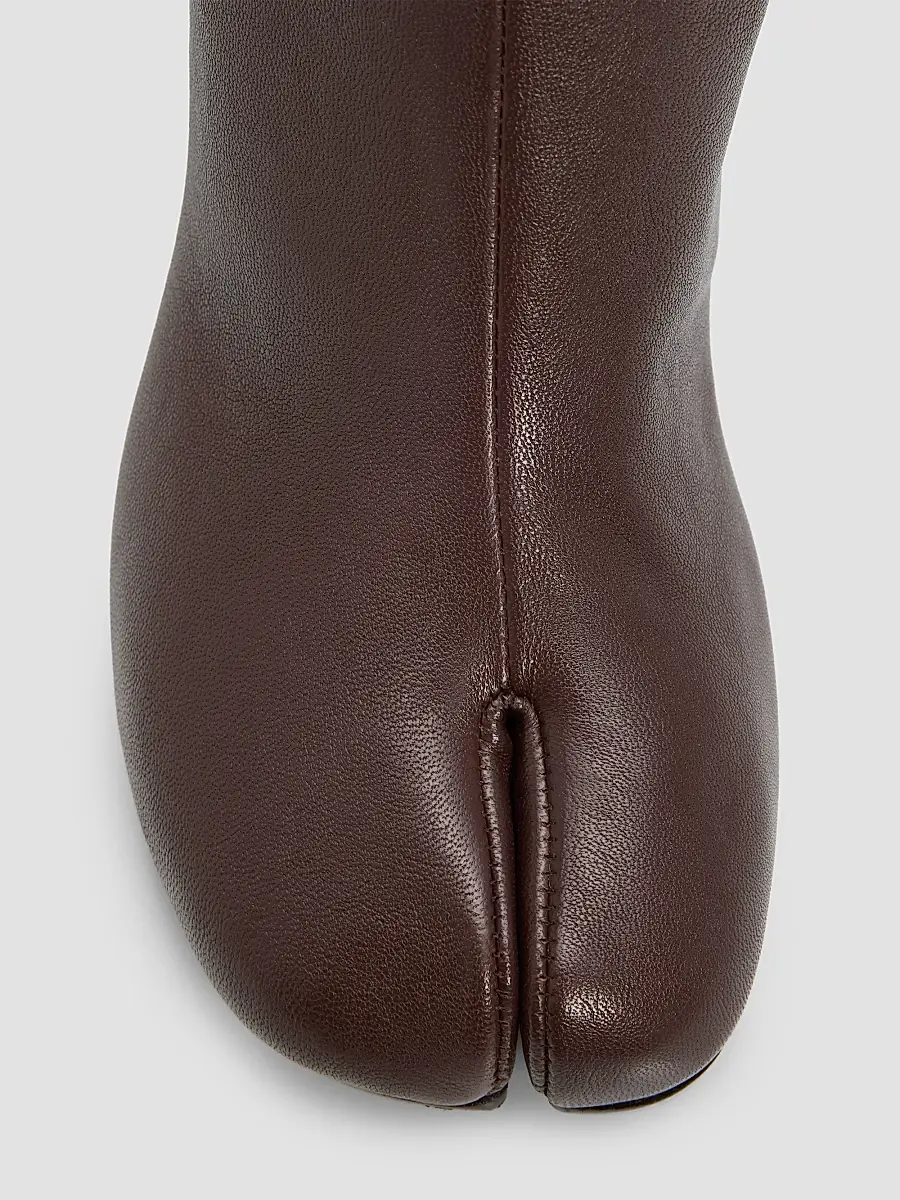 Maison Margiela Women's Tabi Split-Toe Leather Boots | Thumbnail 6 Maison Margiela Women's Tabi Split-Toe Leather Boots | Thumbnail 6