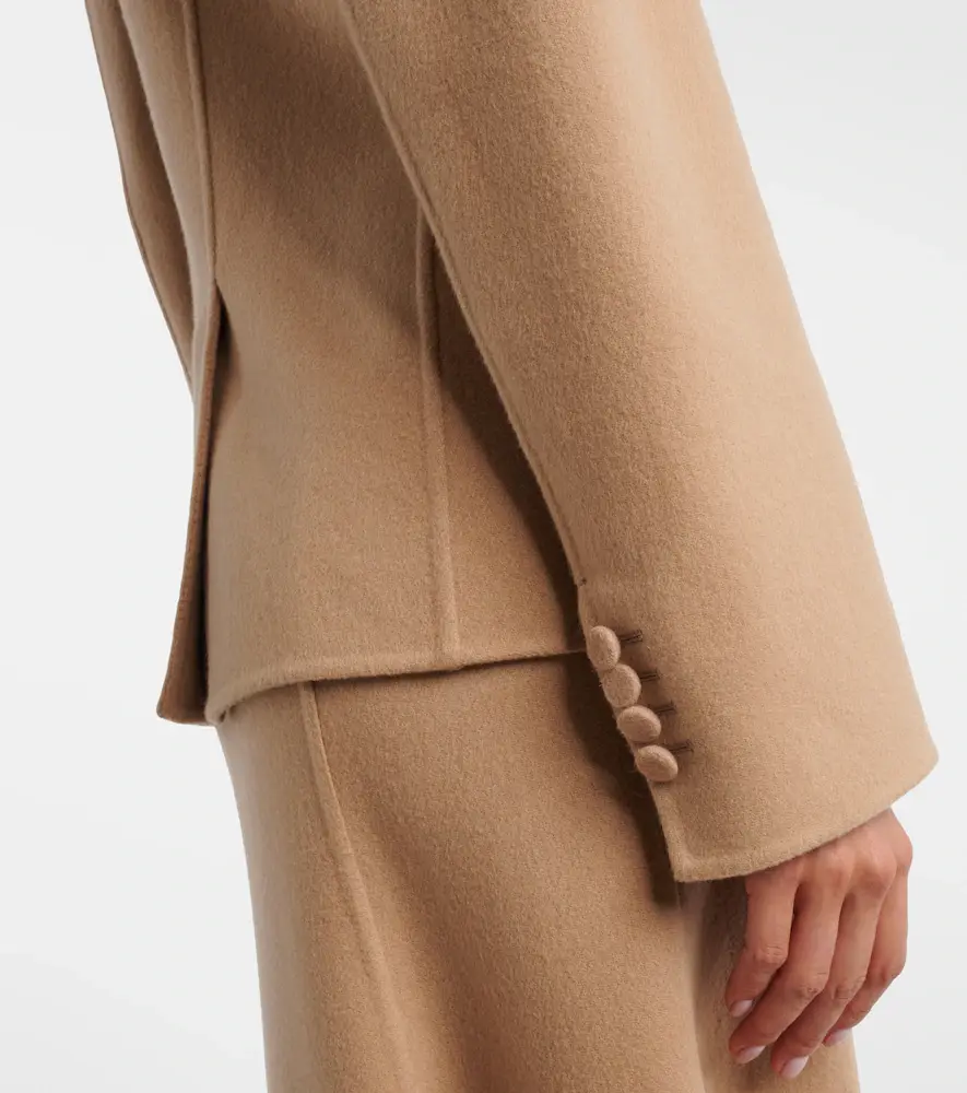 Gabriela Hearst Daelan cashmere jacket | Thumbnail 6