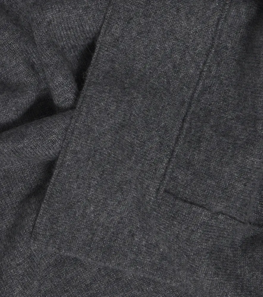 Lisa Yang Frieda cashmere scarf | Thumbnail 2 Lisa Yang Frieda cashmere scarf | Thumbnail 2