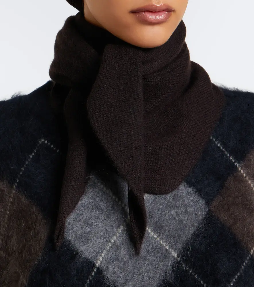 Lisa Yang Florianne cashmere scarf | Thumbnail 5 Lisa Yang Florianne cashmere scarf | Thumbnail 5