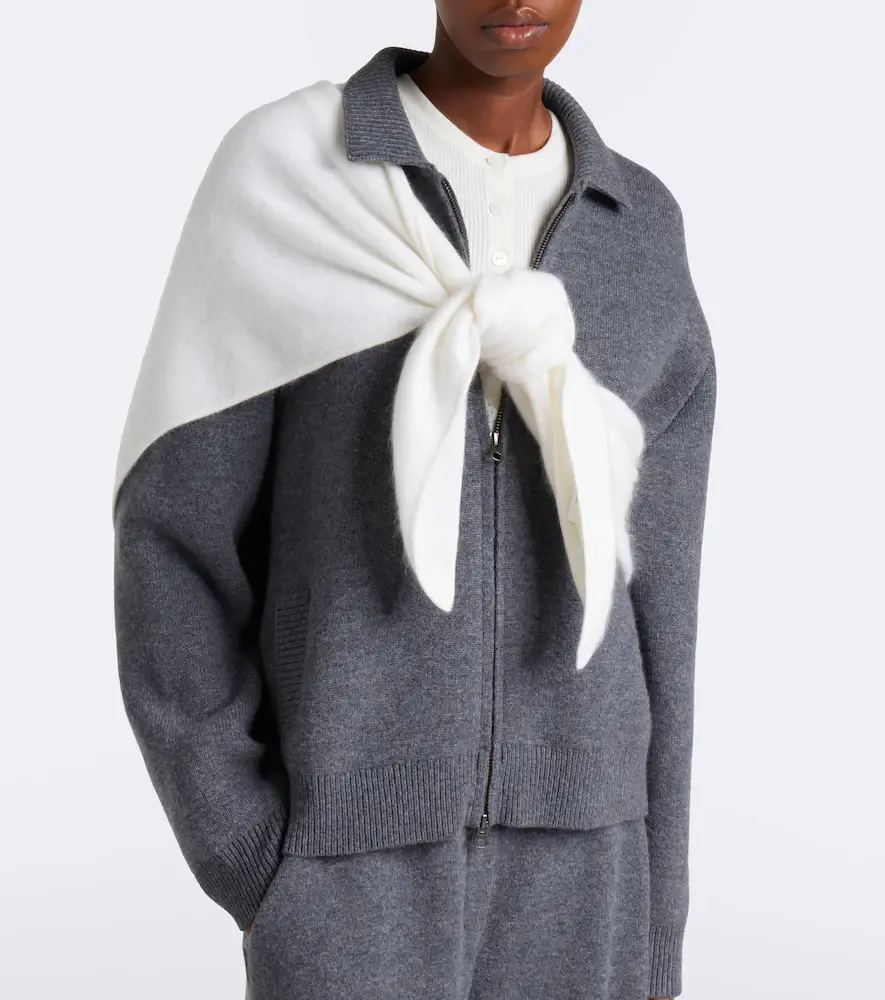 Lisa Yang Brushed cashmere scarf | Thumbnail 3