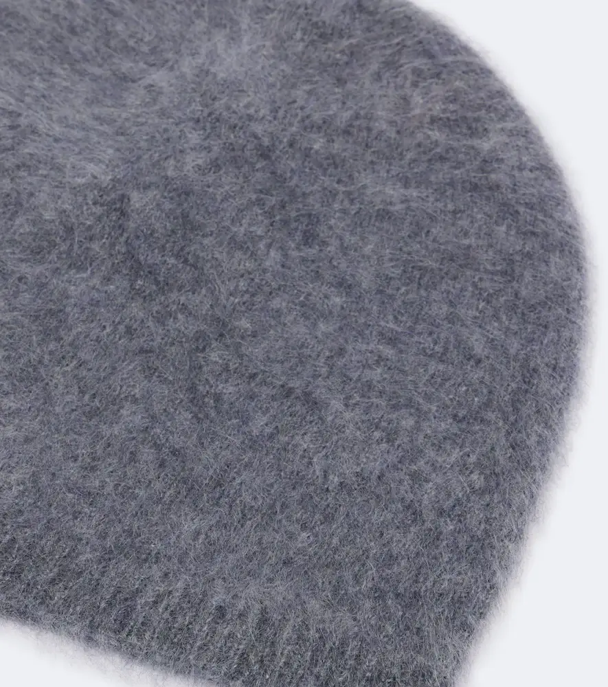 Lisa Yang Brushed cashmere beanie | Thumbnail 3 Lisa Yang Brushed cashmere beanie | Thumbnail 3