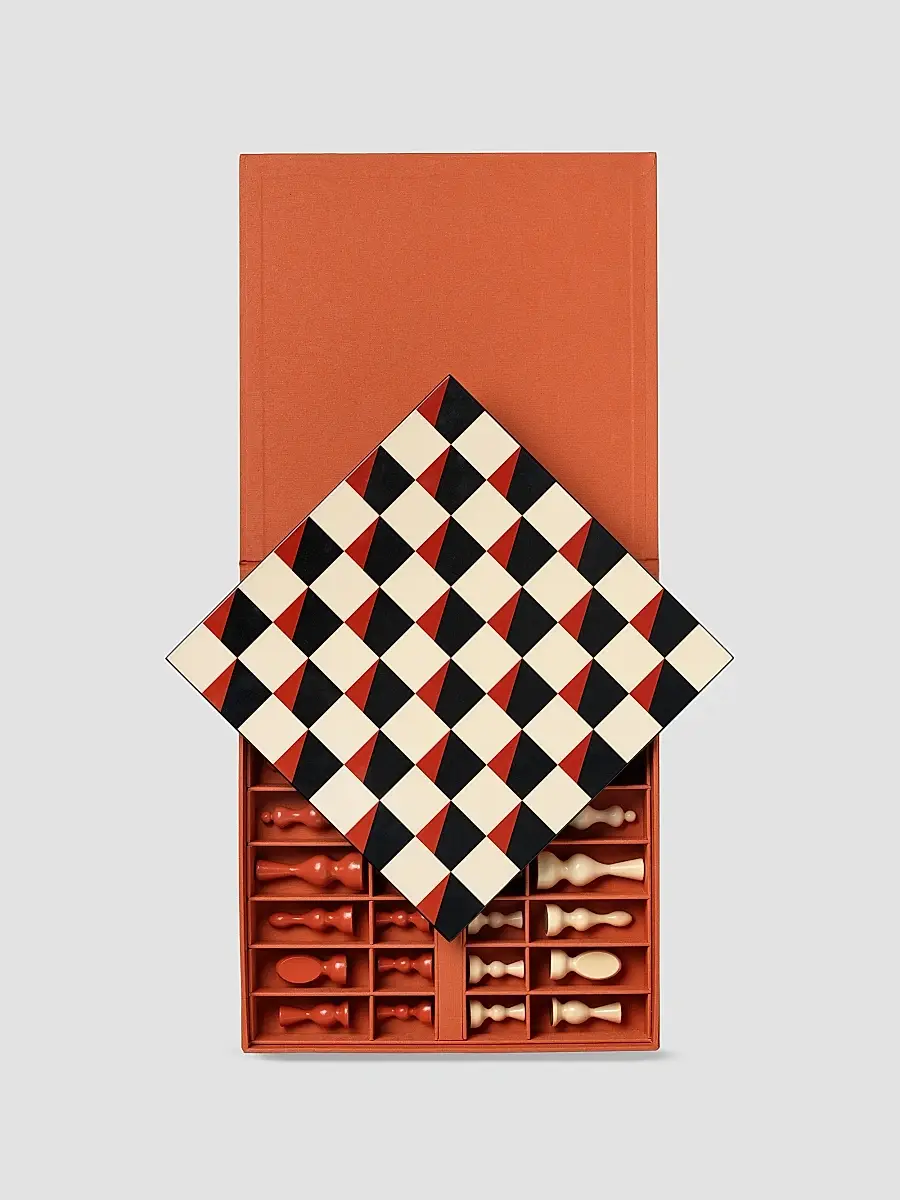 Printworks The Legacy Collection Surrealist Chess Board Game Set | Thumbnail 4 Printworks The Legacy Collection Surrealist Chess Board Game Set | Thumbnail 4