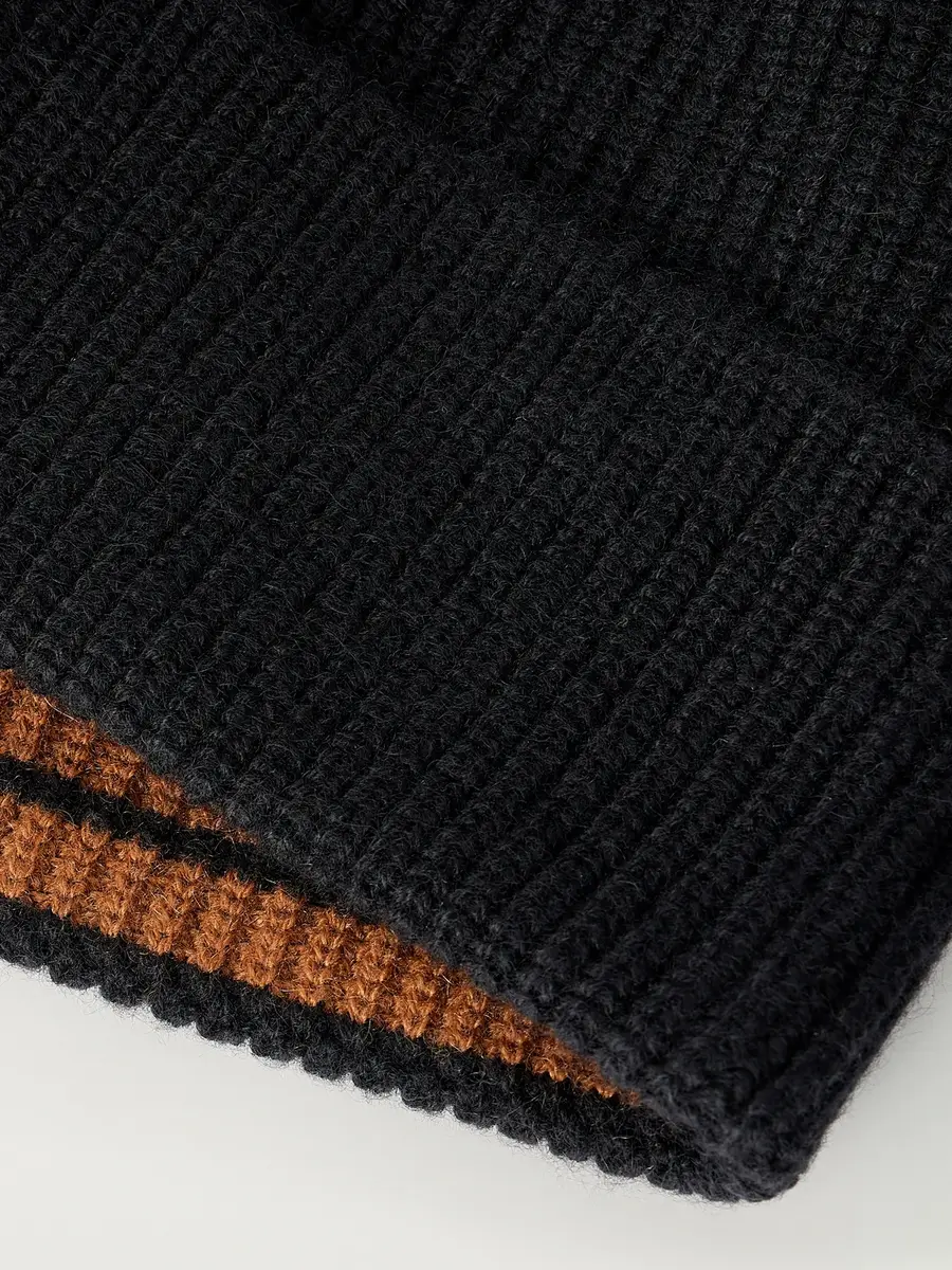 Zegna Oasi Ribbed Cashmere Beanie - Men | Thumbnail 4 Zegna Oasi Ribbed Cashmere Beanie - Men | Thumbnail 4