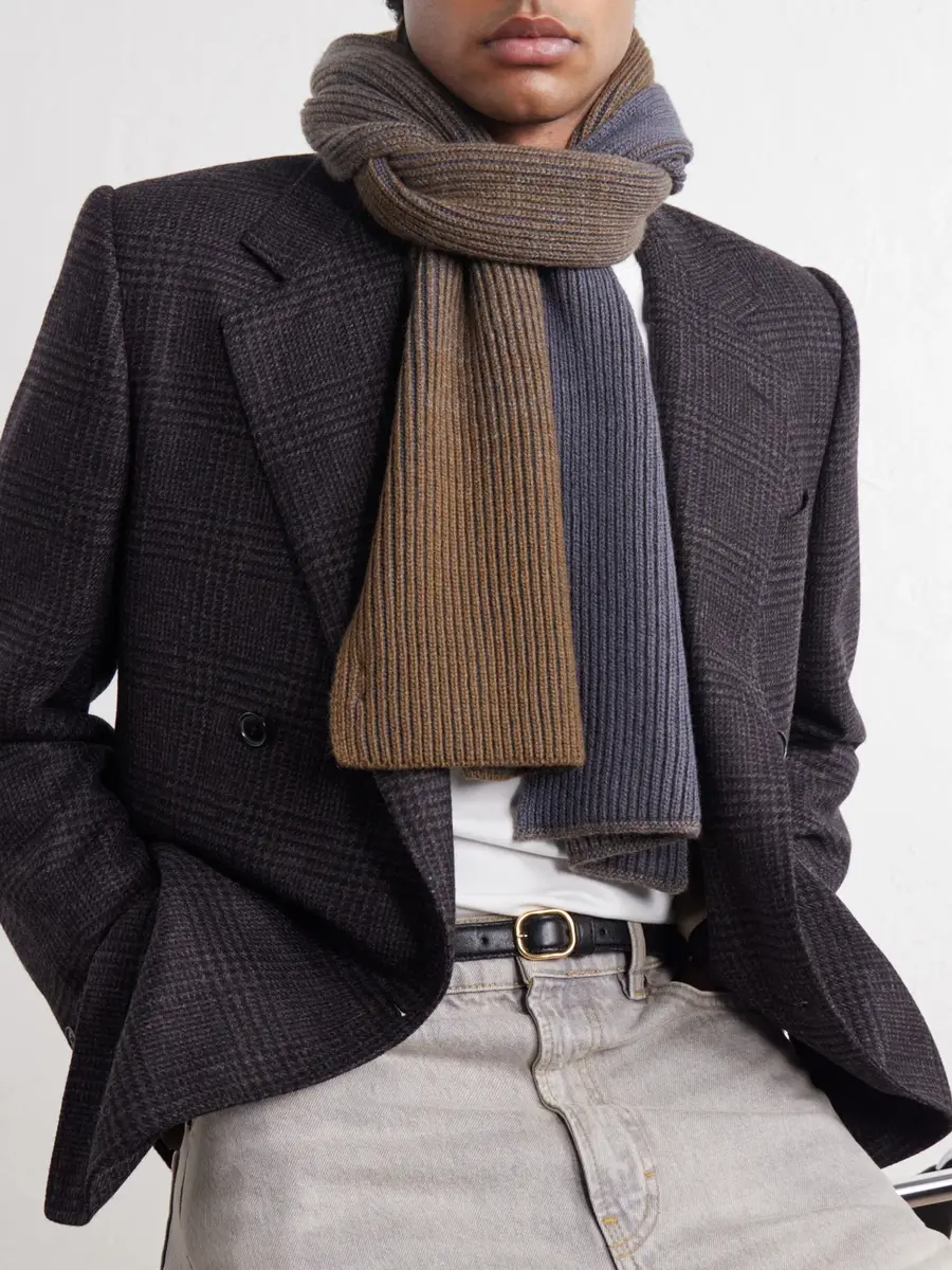 Johnstons of Elgin Pioneer Cashmere Scarf - Men | Thumbnail 3 Johnstons of Elgin Pioneer Cashmere Scarf - Men | Thumbnail 3