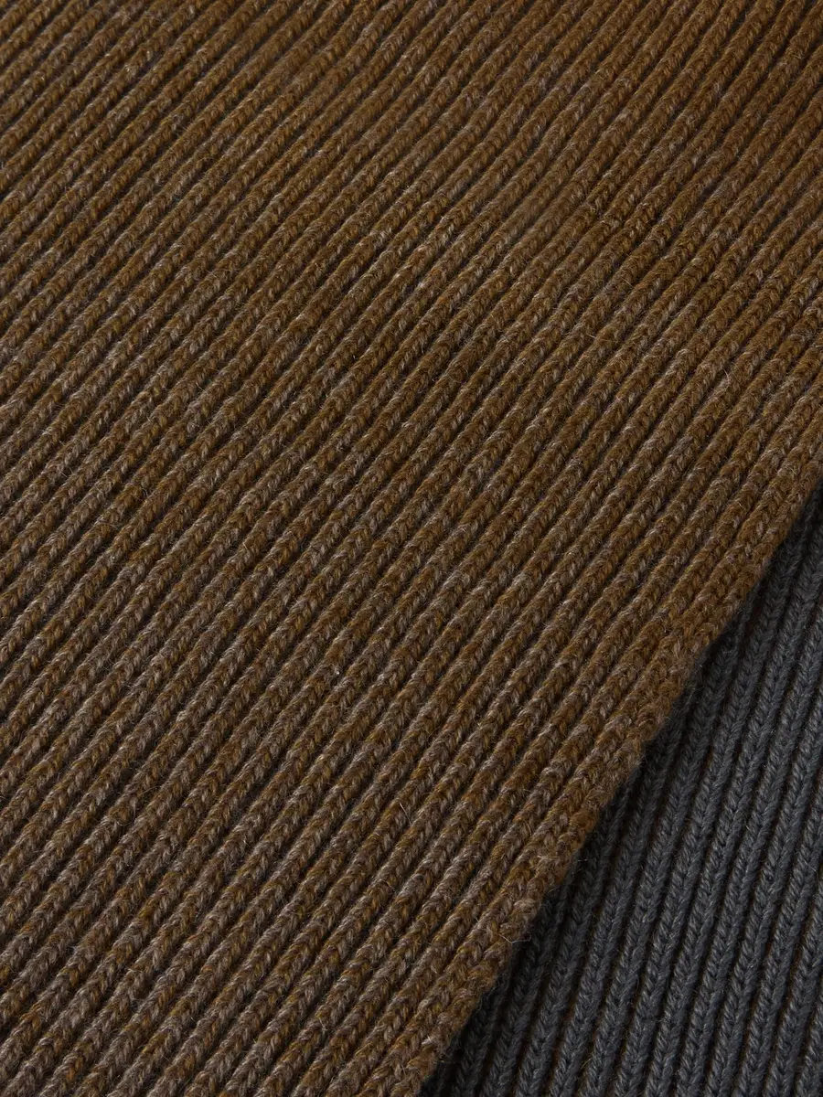Johnstons of Elgin Pioneer Cashmere Scarf - Men | Thumbnail 4 Johnstons of Elgin Pioneer Cashmere Scarf - Men | Thumbnail 4