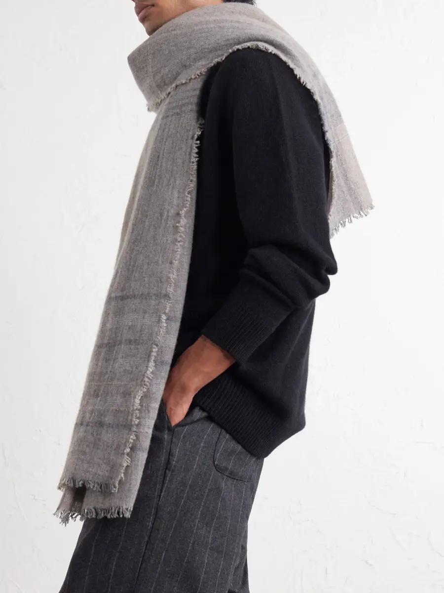 Johnstons of Elgin Kerrera Checked Cashmere Scarf - Men | Thumbnail 3 Johnstons of Elgin Kerrera Checked Cashmere Scarf - Men | Thumbnail 3