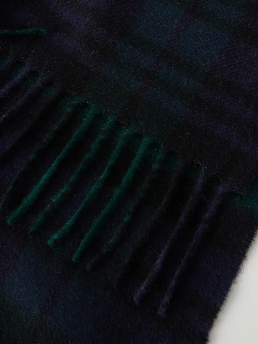 Johnstons of Elgin Checked Cashmere Scarf - Men | Thumbnail 4 Johnstons of Elgin Checked Cashmere Scarf - Men | Thumbnail 4