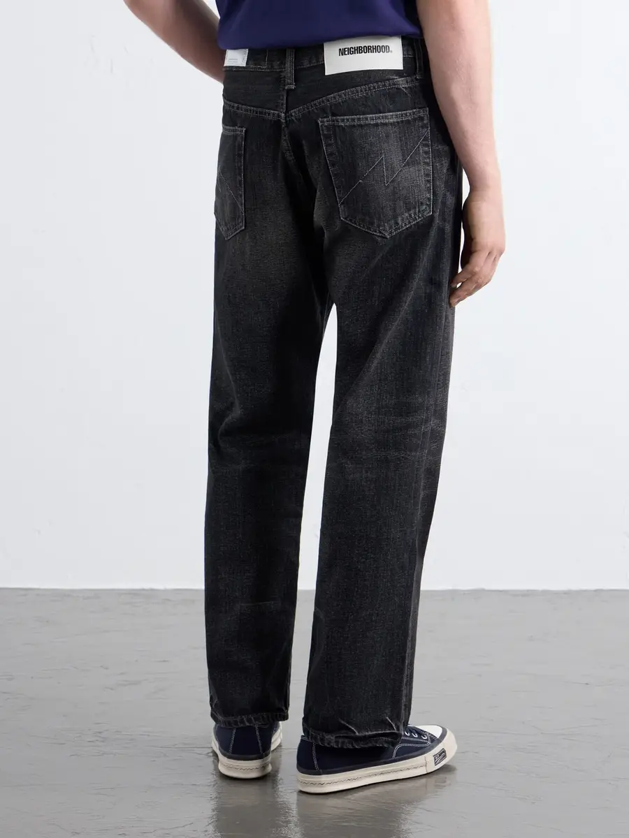 Neighborhood Washed Straight-Leg Jeans - Men | Thumbnail 4