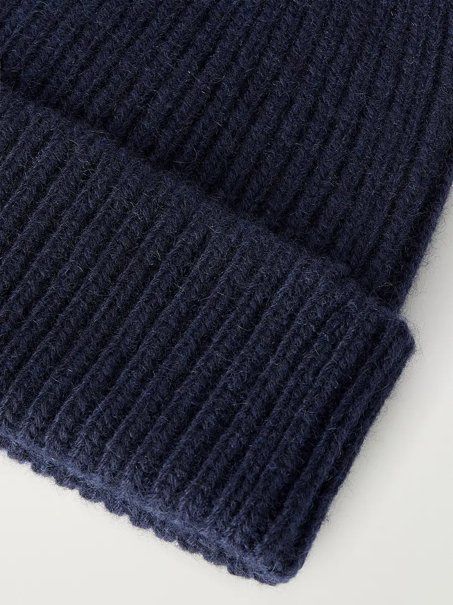 Johnstons of Elgin Ribbed Cashmere Beanie - Men | Thumbnail 4