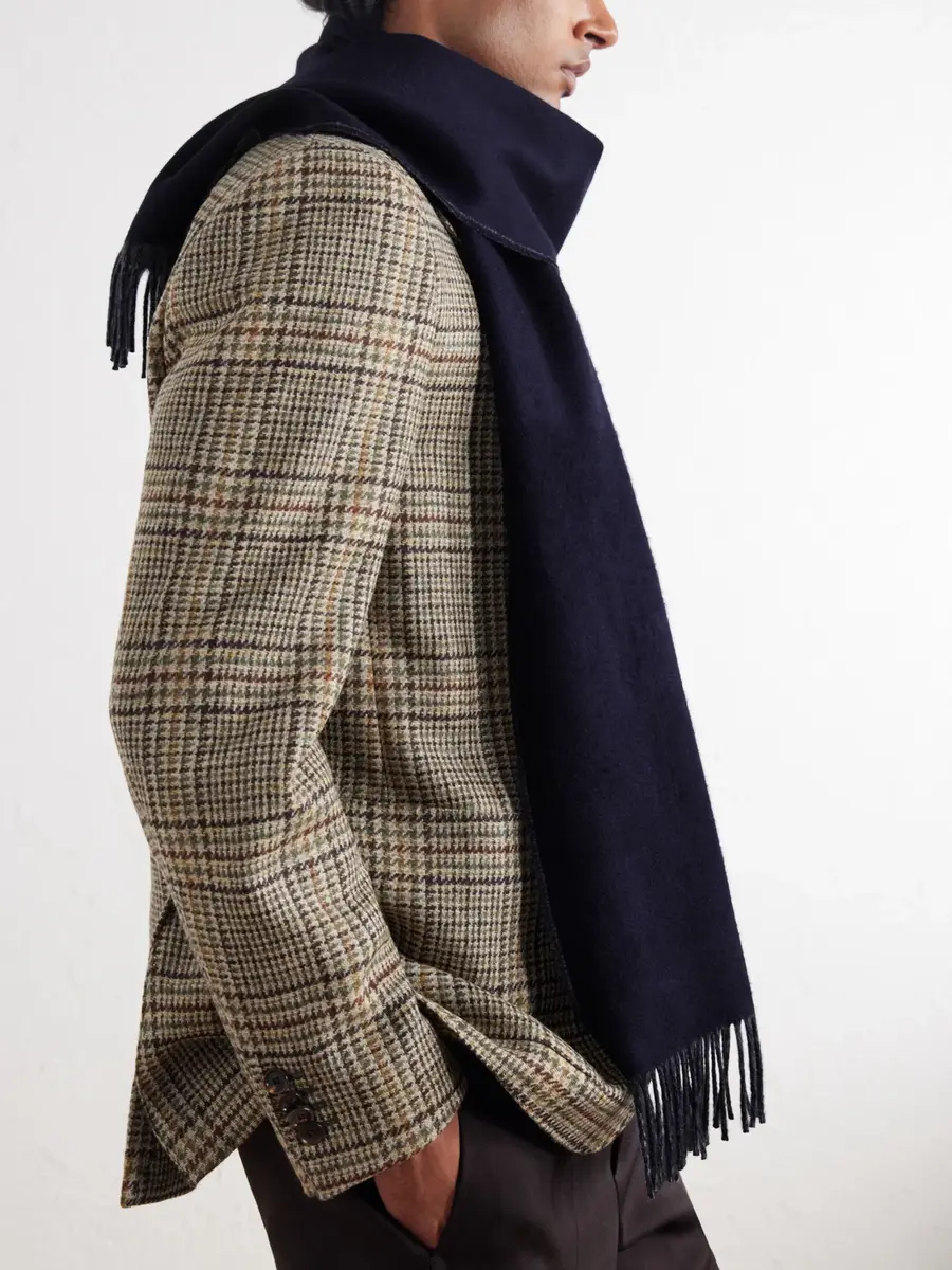 Johnstons of Elgin Ulva Reversible Cashmere Scarf - Men | Thumbnail 2 Johnstons of Elgin Ulva Reversible Cashmere Scarf - Men | Thumbnail 2