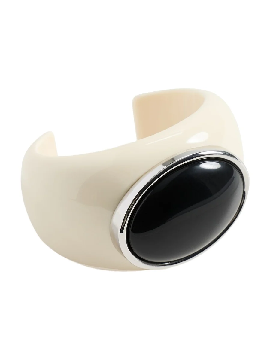 Julietta Lina Cuff