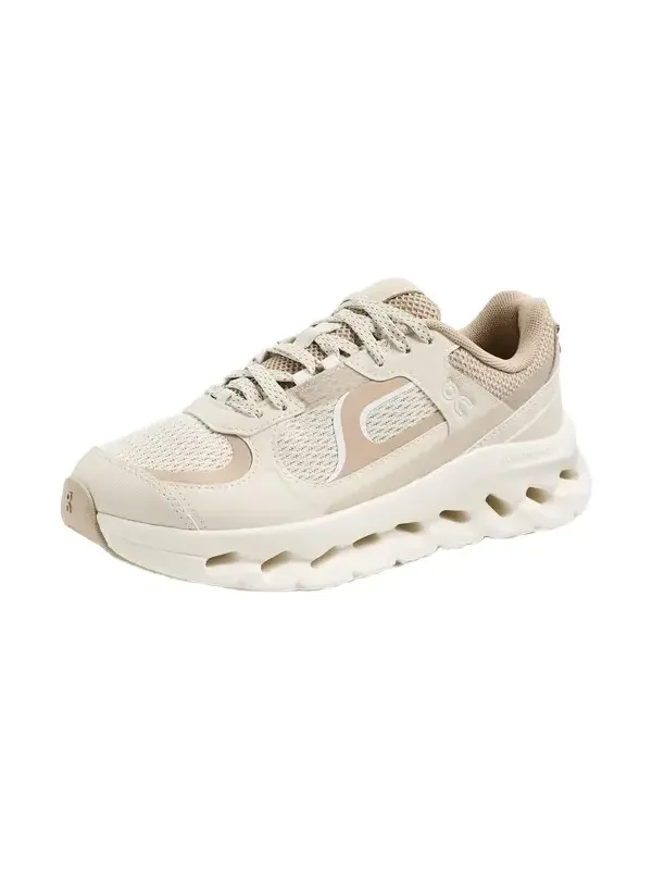 ON Cloudtilt Arc Sneakers