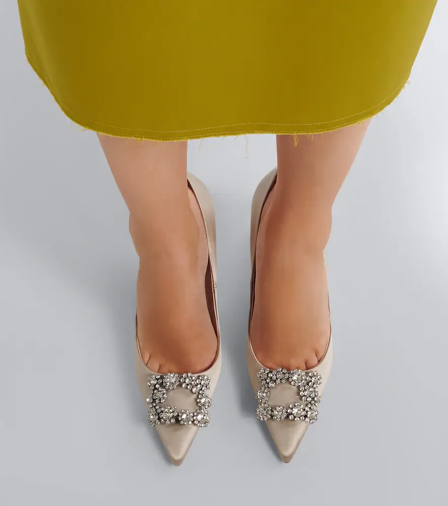 Roger Vivier Flower Strass embellished satin pumps | Thumbnail 6