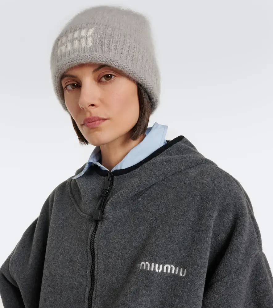 Miu Miu Logo mohair-blend beanie | Thumbnail 4 Miu Miu Logo mohair-blend beanie | Thumbnail 4
