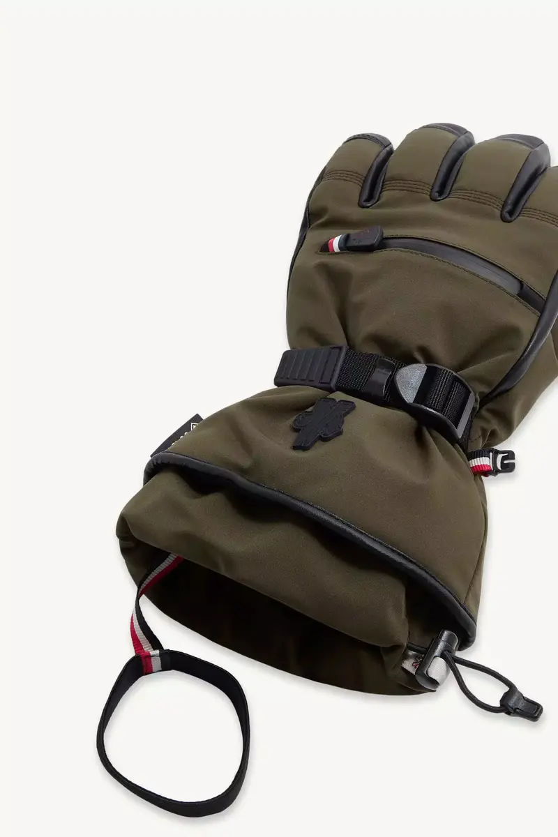 Moncler Grenoble Padded Gloves | Thumbnail 5 Moncler Grenoble Padded Gloves | Thumbnail 5