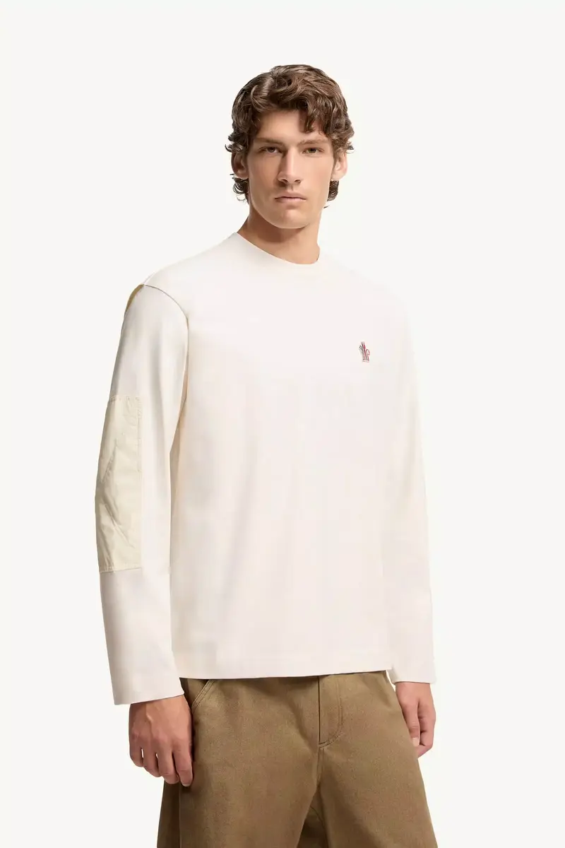 Moncler Grenoble Logo Cotton Long Sleeve T-shirt | Thumbnail 4 Moncler Grenoble Logo Cotton Long Sleeve T-shirt | Thumbnail 4
