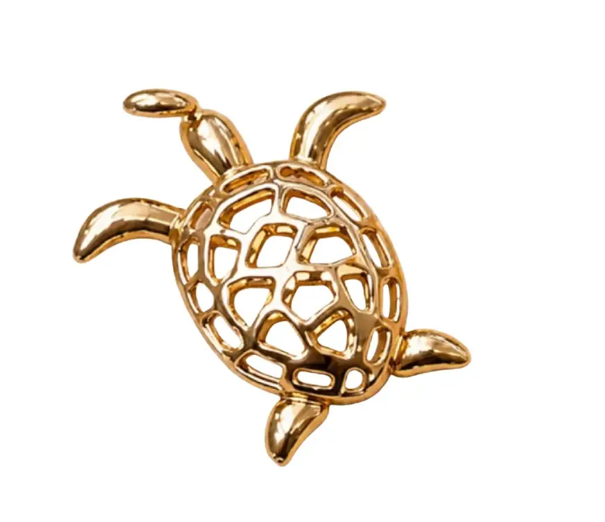Wish Fine Jewelry 18K Gold Small Turtle Pendant