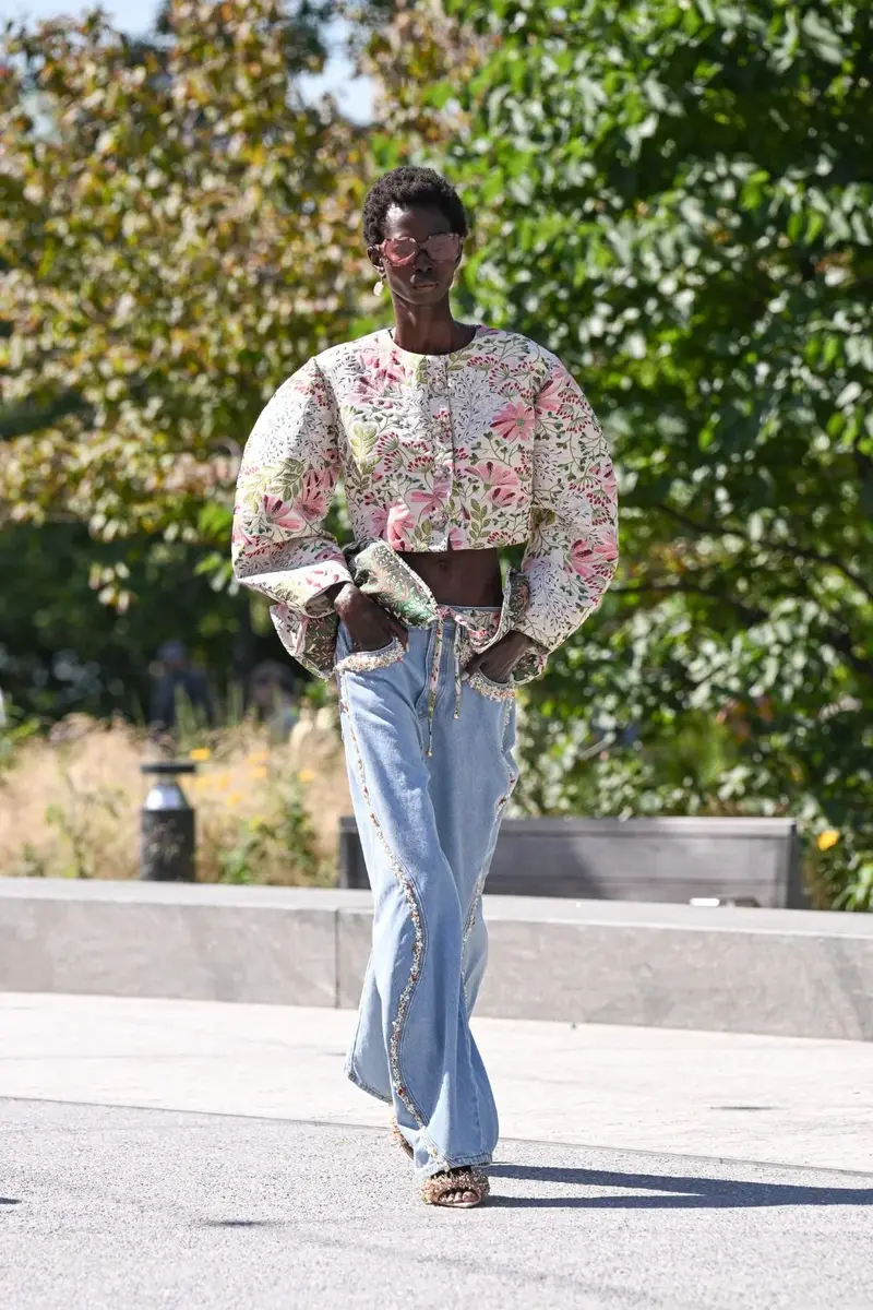 PatBo ROSALIE JACQUARD FLORAL CROPPED JACKET (RUNWAY)