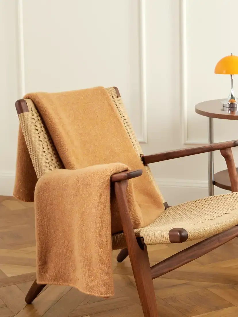 The Elder Statesman Super Soft Cashmere Throw | Thumbnail 2