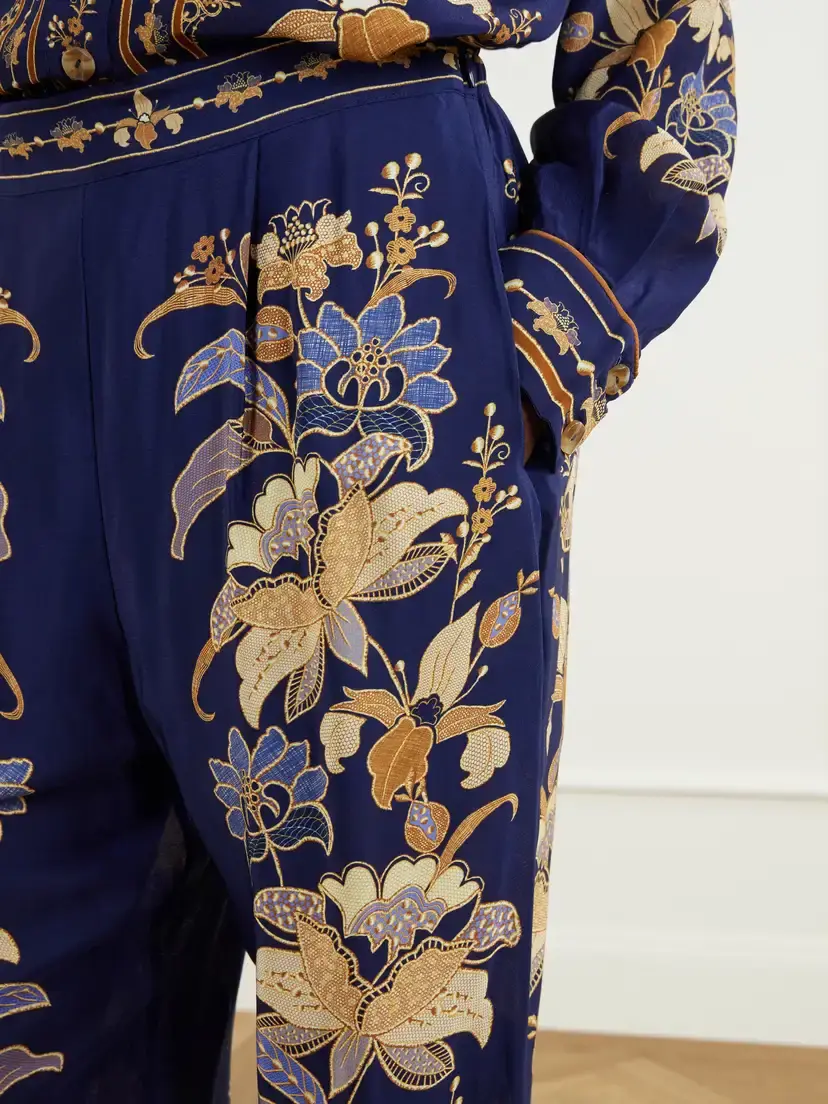Farm Rio Lara Floral-print Crepe De Chine Wide-leg Pants | Thumbnail 5 Farm Rio Lara Floral-print Crepe De Chine Wide-leg Pants | Thumbnail 5